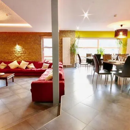 Ferienhaus Luxurious Holiday In With Swimming Pool