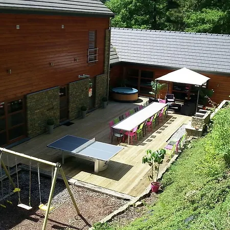 Luxurious Holiday In With Swimming Pool